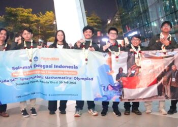 Kemendikdasmen Sukses Bina Siswa Indonesia hingga Berprestasi di IMO 2025