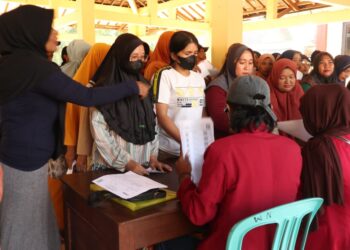 Mahasiswa KKN UM Surabaya Disambut Hangat di Desa Windurejo Mojokerto