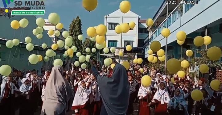 MPLS SD Muhammadiyah 2 Bojonegoro: Pelepasan Ratusan Balon Tandai Siap Masuk Sekolah