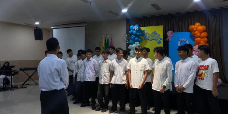 Penutupan Fortasi SMA Muhammadiyah 7 Surabaya Penuh Warna, Tampilkan Kreativitas Siswa Baru