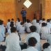 Menanamkan Karakter Islami: SMK Muhammadiyah 10 Mantup Biasakan Sholat Dhuha Jelang Istirahat