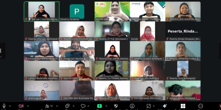 PWA dan IGASI Jatim Gelar Pelatihan Bahasa Isyarat untuk Guru Sekolah Inklusi