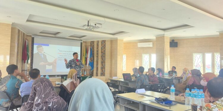 Menata Pendidikan yang Bermakna dan Menggembirakan di SD Muhammadiyah 18 Surabaya