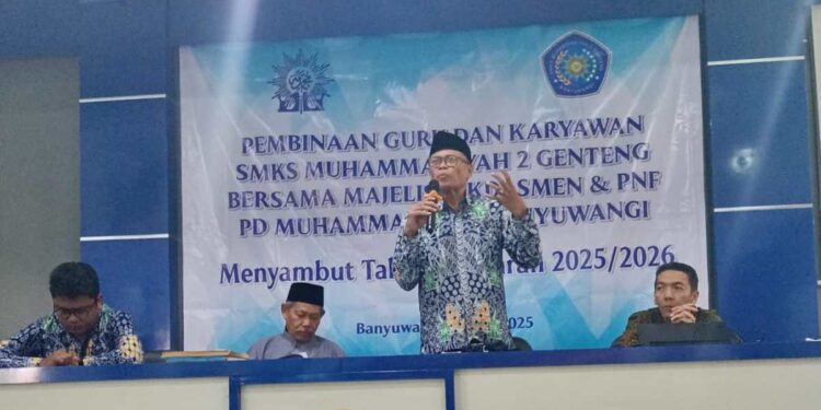 Majelis Dikdasmen dan PNF Muhammadiyah Banyuwangi Adakan Pembinaan Guru dan Karyawan di SMK Muda Genteng