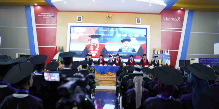 Wisuda Ke-45 Umsida Menandai Langkah Perguruan Tinggi Unggul Nasional