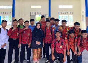 Suasana Kekeluargaan Selimuti MPLS Ramah dan Fortasi SMK Muda Genteng