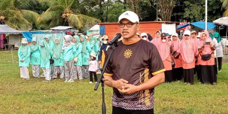 Camat Genteng Buka Apel Akbar dan Pawai Taaruf Muhammadiyah Genteng