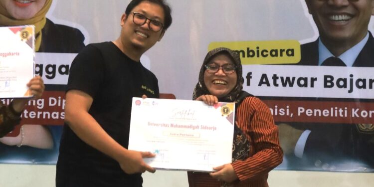 Ikom Umsida Jadi Website Terbaik dan Abdimas Terbanyak di SILAT APIK PTMA 2025