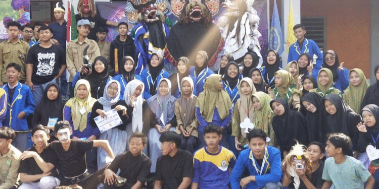 FORTASI SMAMusix 2025: Meriah, Inklusif, dan Penuh Kejutan Mengharukan