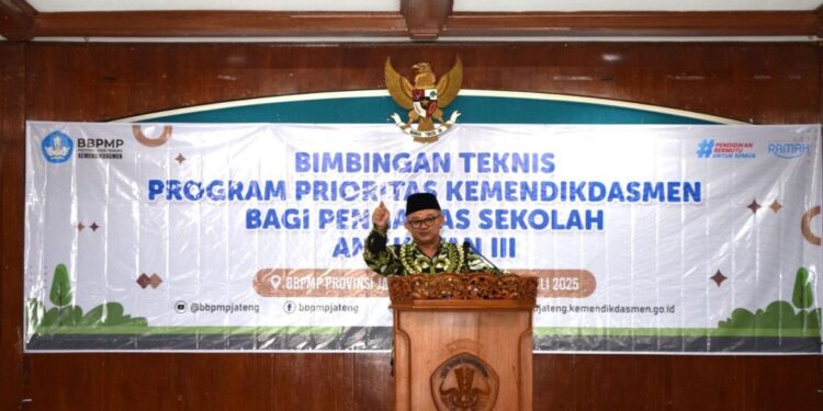 Mendikdasmen Tegaskan Pentingnya Peran Pengawas dan Penilik Sekolah dalam Memelihara Mutu Pendidikan
