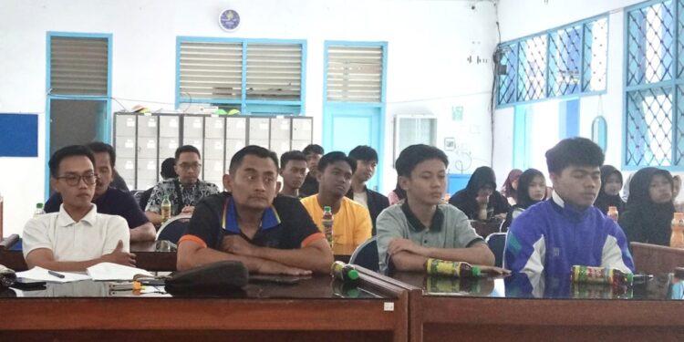 SMK Muda Genteng Adakan Rapat Persiapan MPLS Ramah 2025