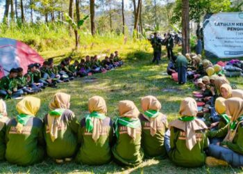 Puluhan Peserta LKP XV HW Ponorogo Tunjukkan Ketangguhan di Tengah Tantangan Alam