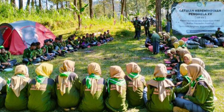 Puluhan Peserta LKP XV HW Ponorogo Tunjukkan Ketangguhan di Tengah Tantangan Alam