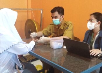 Smamseven Gandeng Puskesmas Kalijudan Gelar Skrining Kesehatan untuk Siswa Kelas X
