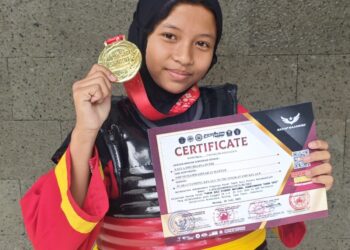 Harumkan Nama Sekolah, Kayla Dwi Regina Putri Raih Juara 1 Nasional Tapak Suci