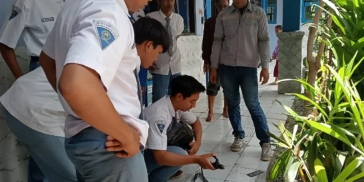 Siswa SMA Muhammadiyah 6 Gresik Antusias Ikuti Kelas Vokasi Pengelasan