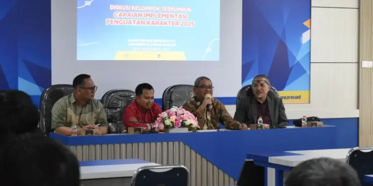 PSKP UAD dan Puspeka Evaluasi Implementasi Penguatan Karakter