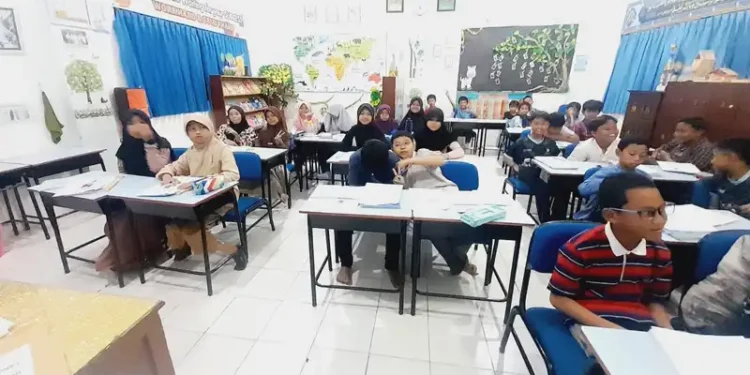 BBQ SD Muhammadiyah Manyar Tekankan Pentingnya Ikhtiar, Doa, dan Tawakkal