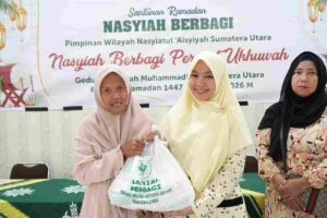 Nasyiah Berbagi Pererat Ukhuwah, PWNA Sumut Salurkan 200 Paket Santunan Ramadan