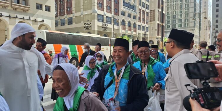 Hampir 6 Ribu Jemaah Haji Indonesia Tiba di Madinah, Diimbau Jaga Kesehatan