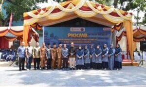 Rektor UMTS Kobarkan Semangat Generasi Unggul dalam PKKMB 2026